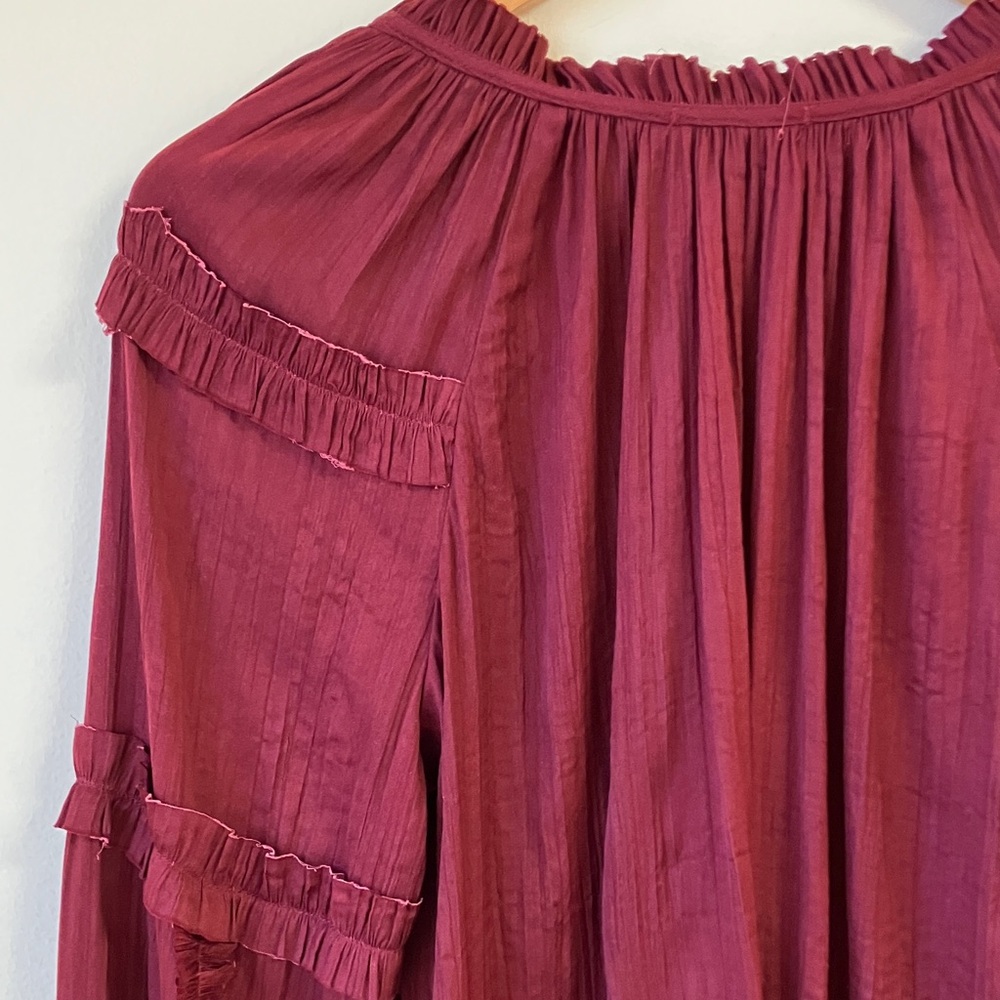 Socialite Ruffle Blouse - Picture 7 of 7